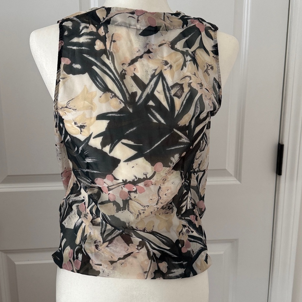 H&M Floral Sleeveless Blouse w/ Undershirt Sz 6 - Picture 3 of 4